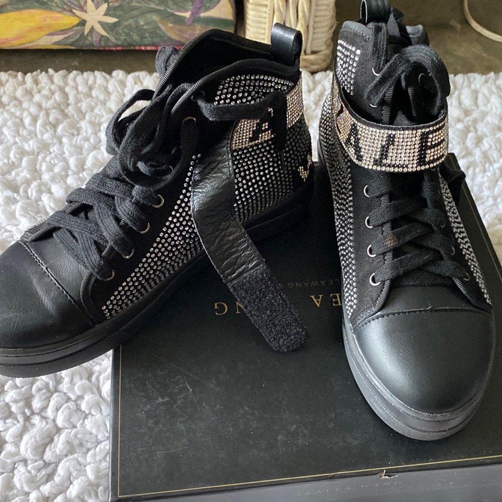 Size 8 women sneakers black with diamonds